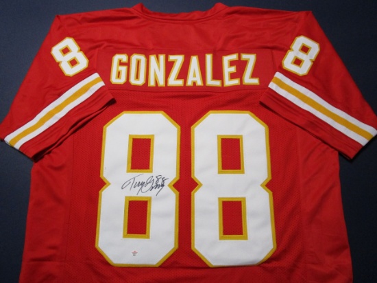 Tony Gonzalez of the Kansas City Chiefs signed autographed football jersey PAAS COA 017