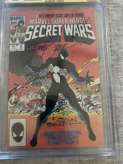Marvel Super Heroes War #8 CGC 9.4 White Pages Signed