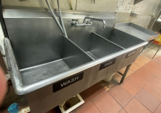 Stainless Steel Three Compartment Sink with Drain Board