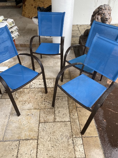 4 Outdoor Chairs