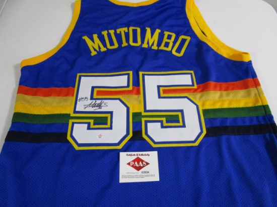 Dikembe Mutombo of the Denver Nuggets signed autographed basketball jersey PAAS COA 934