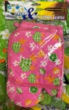 Oven Mitt and Pot Holder Package