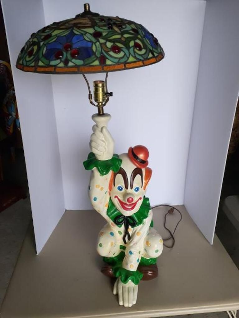 Clown Lamp with Stain Glass Shade | Online Auctions | Proxibid