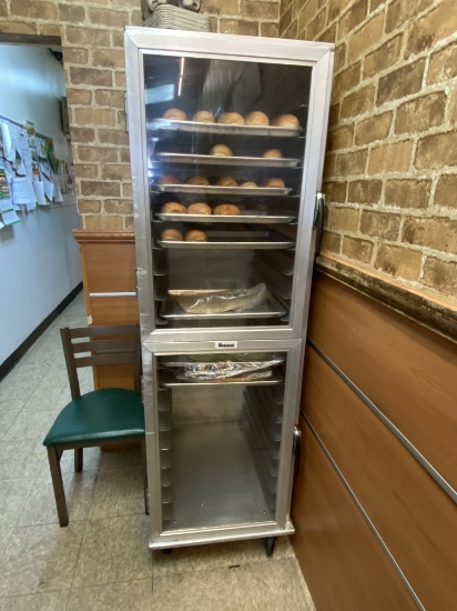 Lockwood Enclosed Rolling Sheet Pan Rack