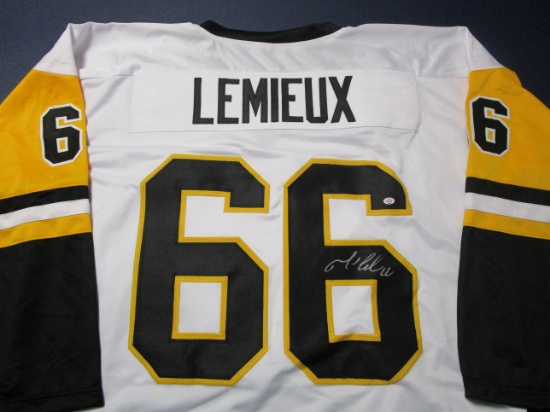 Mario Lemieux of the Pittsburgh Penguins signed autographed hockey jersey PAAS COA 641