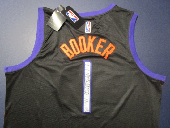 Devin Booker of the Phoenix Suns signed autographed basketball jersey PAAS COA 761