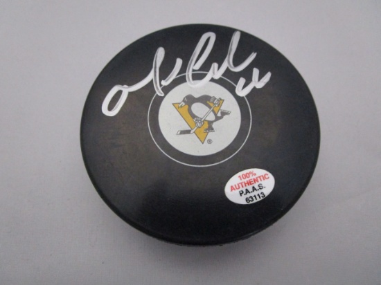 Mario Lemieux of the Pittsburgh Penguins signed autographed logo hockey puck PAAS COA 113