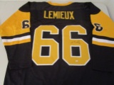 Mario Lemieux of the Pittsburgh Penguins signed autographed hockey jersey PAAS COA 708