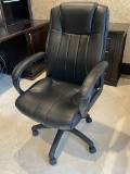 Leather Pneumatic Executive Chair