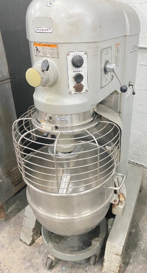 Hobart 60qt Mixer With All Attachments. In Very Good Condition