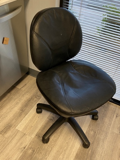 Black Leather Steno Chair