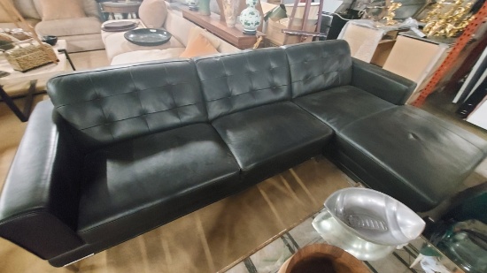 115" x 66" Contemporary Leather Corner Sofa With Chaise