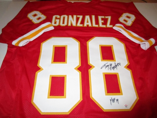 Tony Gonzalez of the Kansas City Chiefs signed autographed football jersey PAAS COA 543