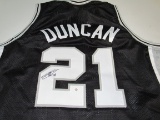 Tim Duncan of the San Antonio Spurs signed autographed basketball jersey PAAS COA 990