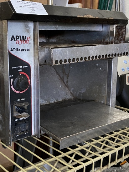 APW Wyott Conveyor Toaster