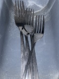 Flat Wear Stainless Steel Knives, Forks and Spoons