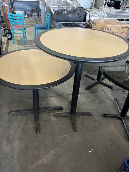 30" Round Wood & Black Tables W/ Base - Restaurant Seating