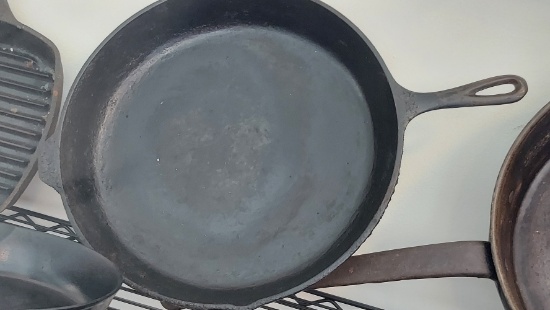 15" Cast Iron Pan