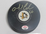 Mario Lemieux of the Pittsburgh Penguins signed autographed hockey puck PAAS COA 685