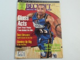 Grant Hill of the Detroit Pistons signed autographed magazine PAAS COA 638