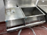 Ice Bin With Built In Cold Plate, Drain Board And Speed Rail