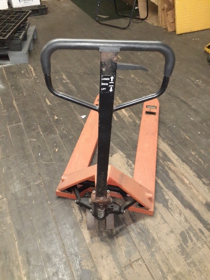 Pallet Jack - working