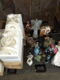 Pallet lot - Figurines and dÃ©cor items