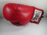 Sugar Ray Leonard signed autographed boxing glove JSA COA 132