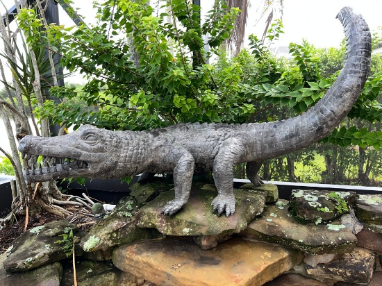 60" Alligator Metal Sculpture