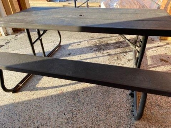 Lifetime Outdoor Picnic Table