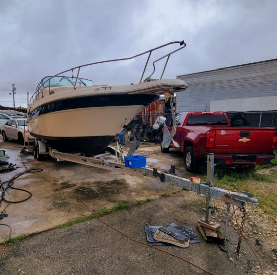 1996 SEA RAY 27' Sundancer 270 Cabin Cruiser Boat w/ Trailer