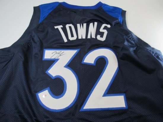 Karl Anthony Towns of the Minnesota Timberwolves signed autographed basketball jersey PAAS COA 201