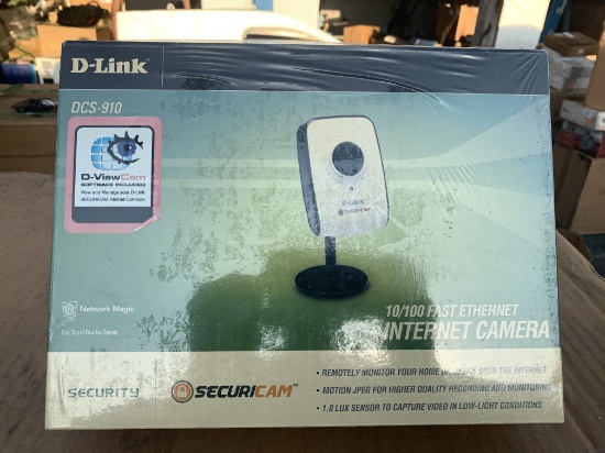 2-D-Link DCS-910 10/100 Fast Ethernet Internet Camera New In Box