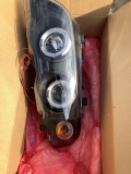 1-Set Of BMW E46-4D 99-01 Head Lights