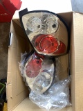 1- Set Toyota MTRIX 03-05 Tail Light Set