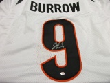 Joe Burrow of the Cincinnati Bengals signed autographed football jersey PAAS COA 243