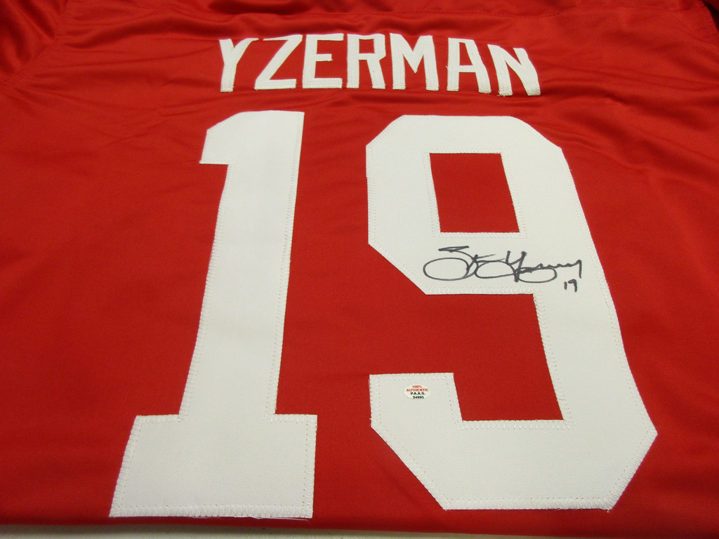Lot Detail - Detroit Red Wings Autographed Hockey Jersey- Signed