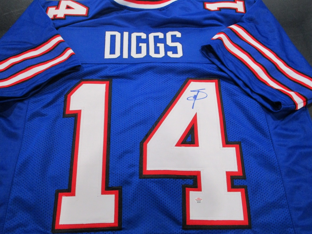 Stefon Diggs of the Buffalo Bills signed autographed football jersey PAAS  COA 345, Art, Antiques & Collectibles Collectibles Sports Memorabilia  Sports Autographs, Online Auctions