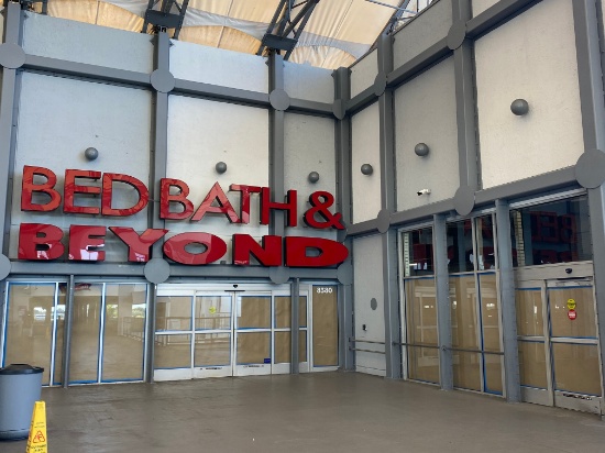 Bed Bath and Beyond Auction