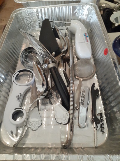 Tray of Miscellaneous items