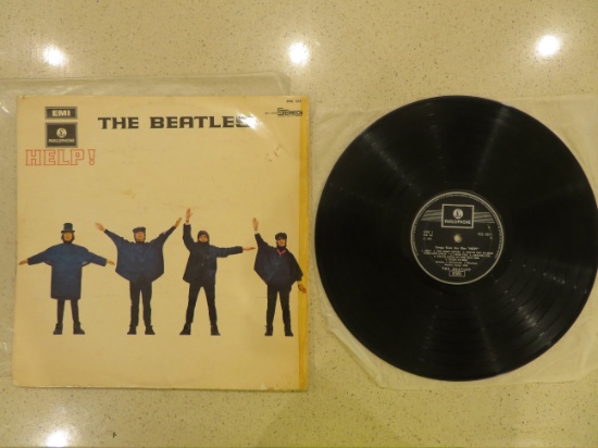 BeatlesÂ 33rpm record, "HELP", Parlophone, PCS 3071, etched YEX 168-1; NOT ONE SCRATCH