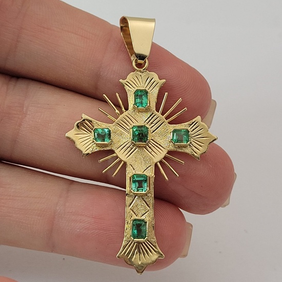RARE Columbian 18k Yellow Gold 2" Inch Emerald Cross