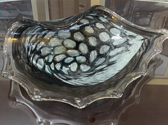 18-Inch Tabletop, Art Glass Decor