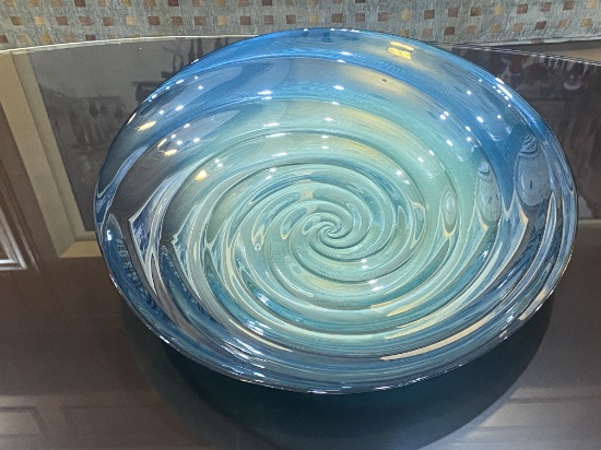 17-Inch Tabletop, Art Glass Decor