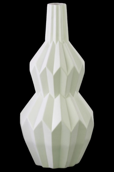 Urban Trends Ceramic Vase With White Finish 21455
