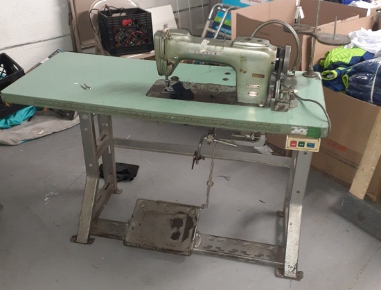 ConSew Model 220 Sewing Machine