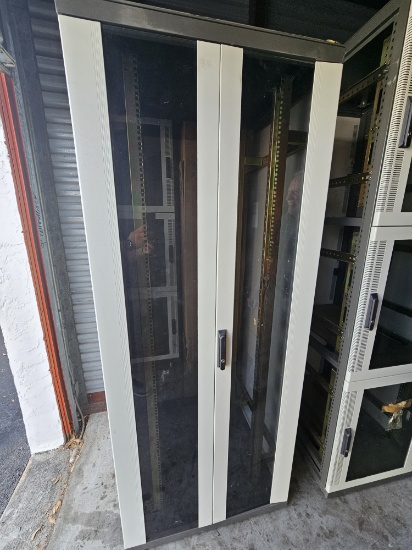 Rack Enclosure Server Cabinets