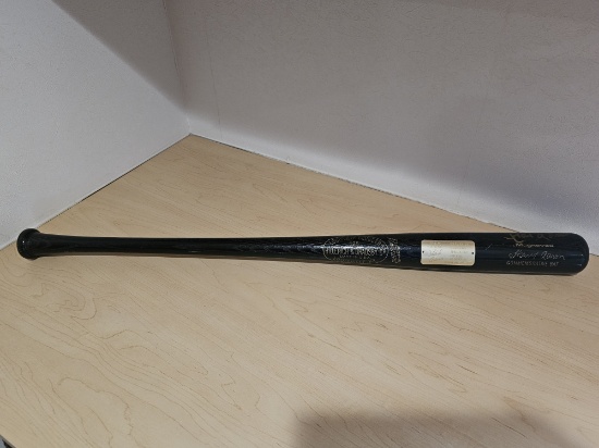 Hank Aaron Louisville Slugger Signed Commemorative Bat