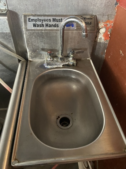 Wall mount Hand Sink