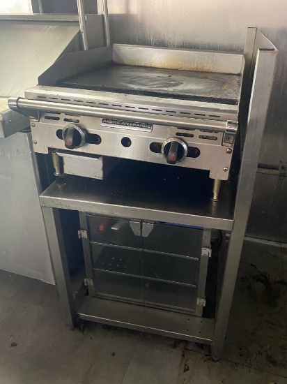 27" Stainless Steel Equipment Stand